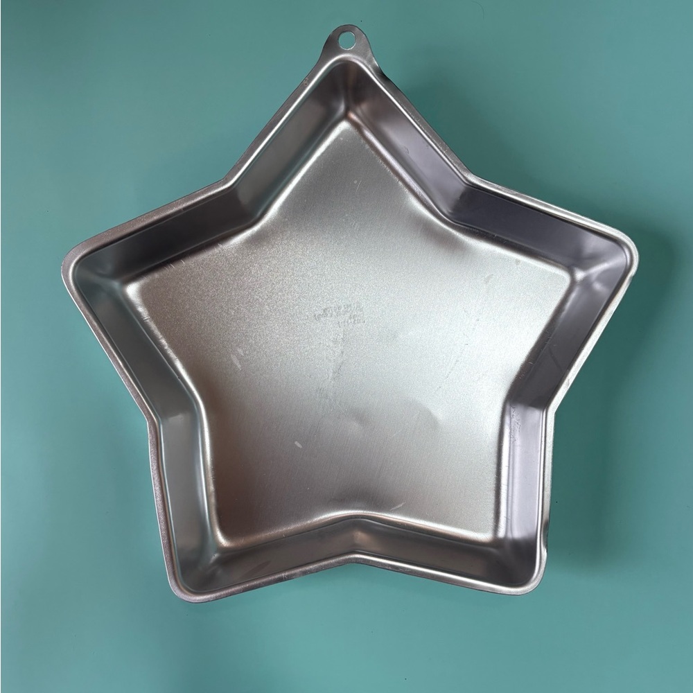 Wilton Star-Shaped Baking Pan